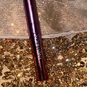 Paris Hilton Gold Volumizing Mascara